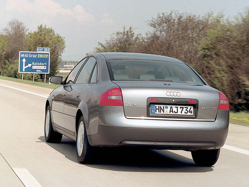 Audi A6 II (C5) Седан 1997—2001