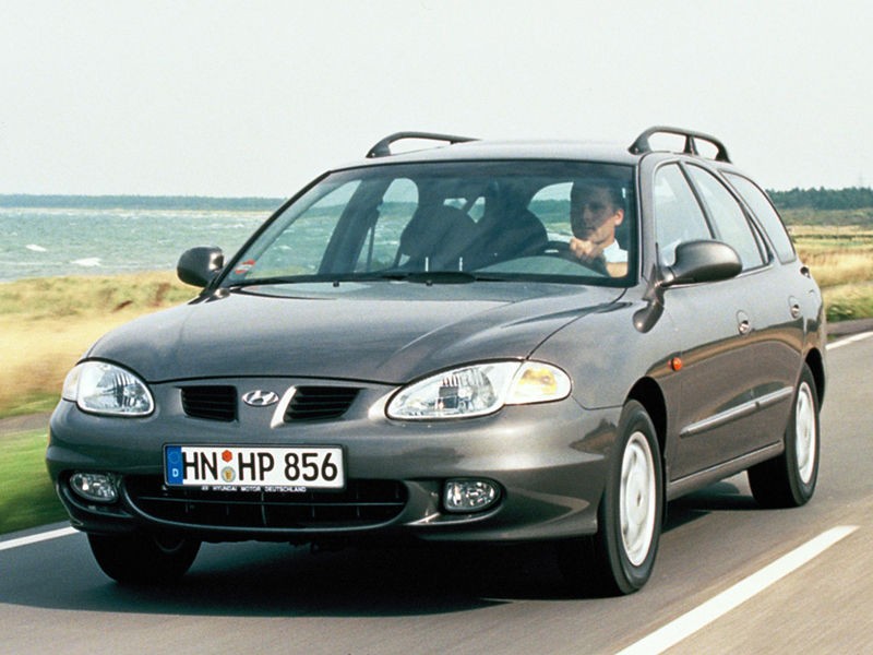 Hyundai Lantra II Универсал 5 дв. 1996—2000