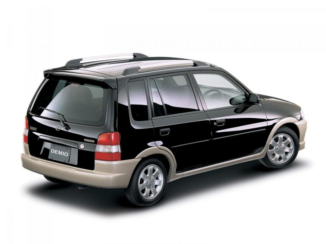 Mazda Demio I (DW) Хэтчбек 5 дв. 1997—2003
