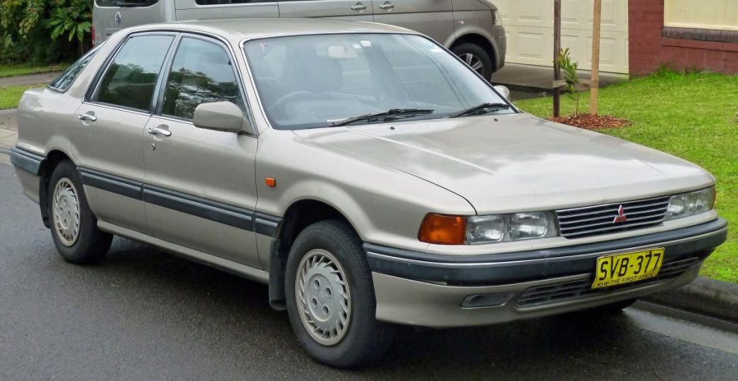 Mitsubishi Eterna VI Хэтчбек 5 дв. 1990—1992