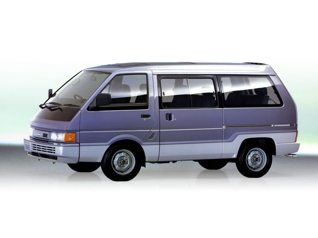 Nissan Largo 1993—1999