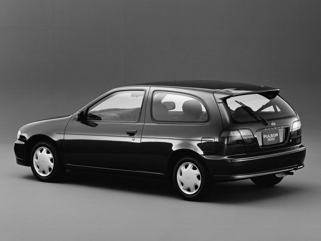 Nissan Pulsar V (N15) Хэтчбек 3 дв. 1995—2000