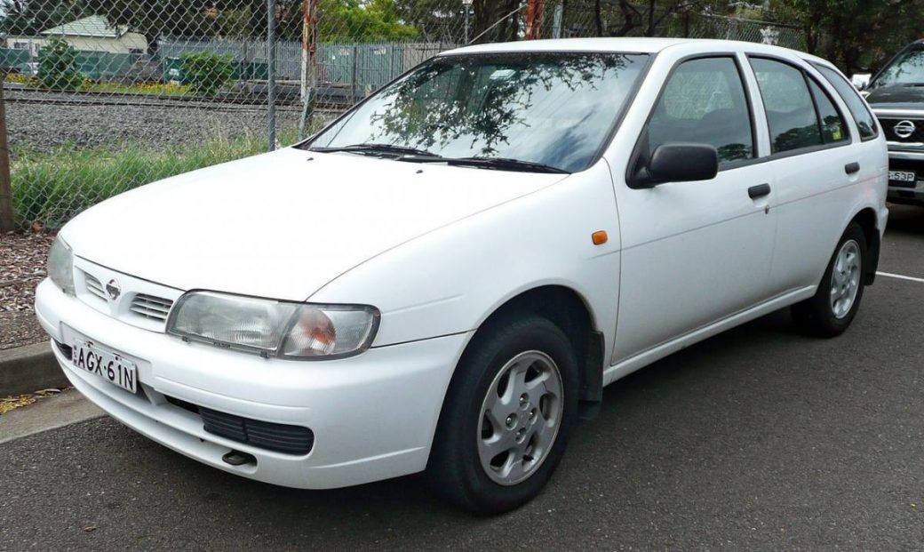 Nissan Pulsar V (N15) Хэтчбек 5 дв. 1995—2000