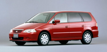 Honda Odyssey II Компактвэн 1999—2004