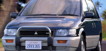 Mitsubishi RVR I Компактвэн 1992—1997