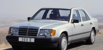 Mercedes-Benz W124 Седан 1985—1993